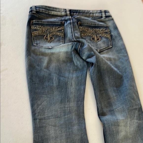 Cache Blue High‎ Rise Jeans with Distressed Details - Picture 14 of 14